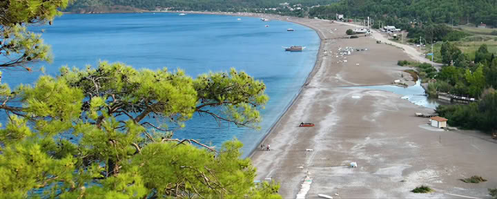 Yoga Retreat am See mit Blick in die Berge