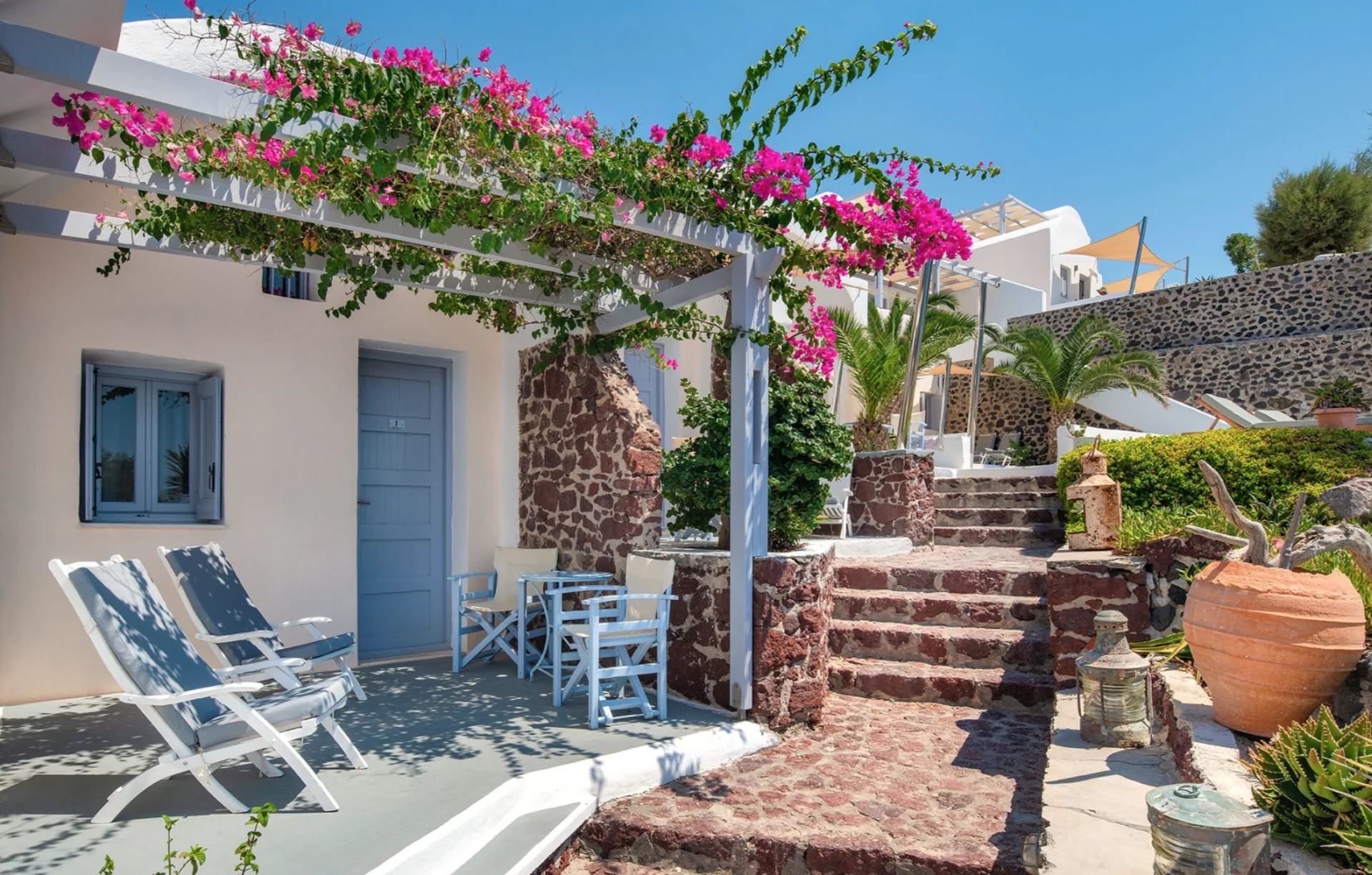 Yoga-Urlaub auf Santorin