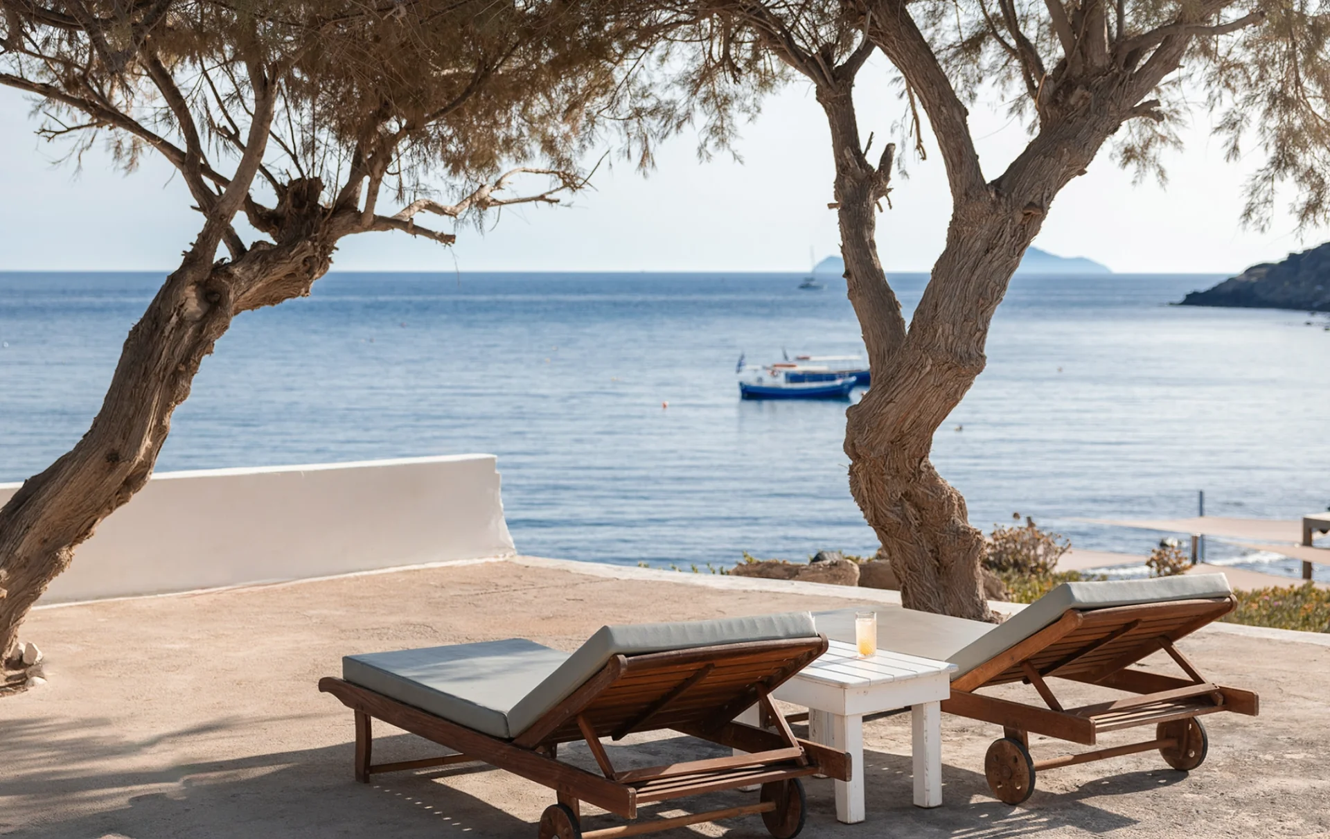 Yoga-Urlaub auf Santorin