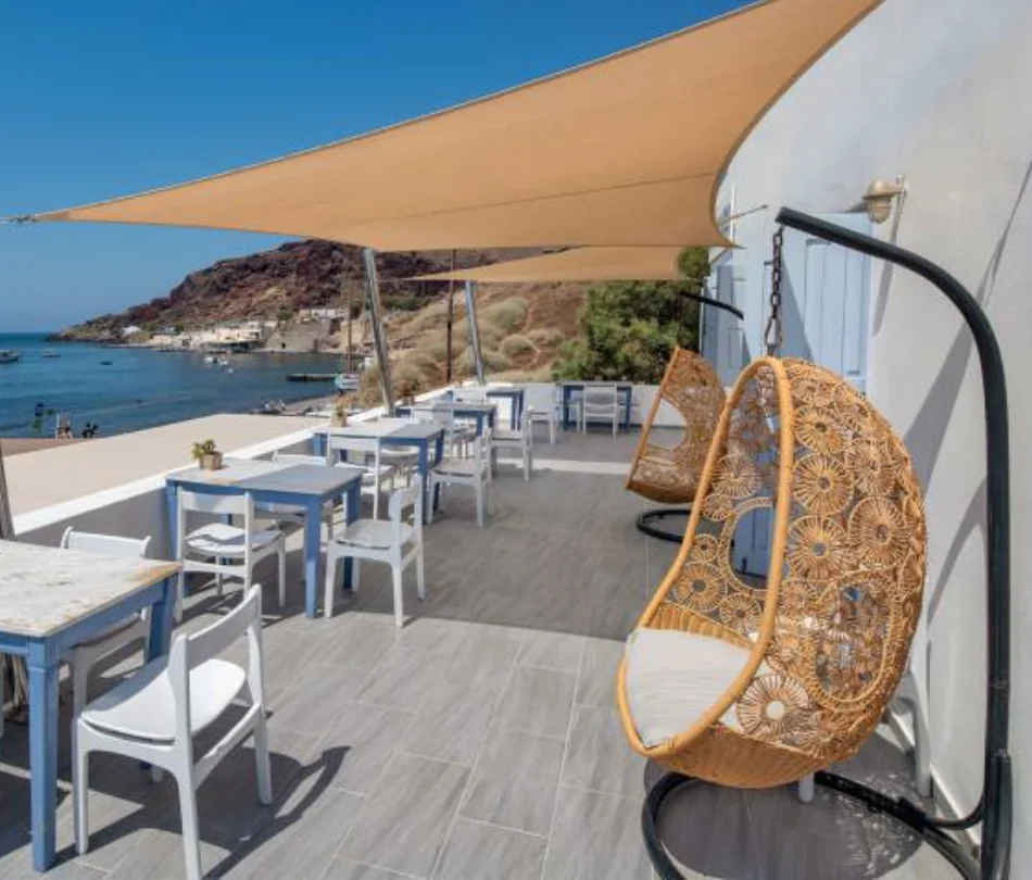 Yoga-Urlaub auf Santorin