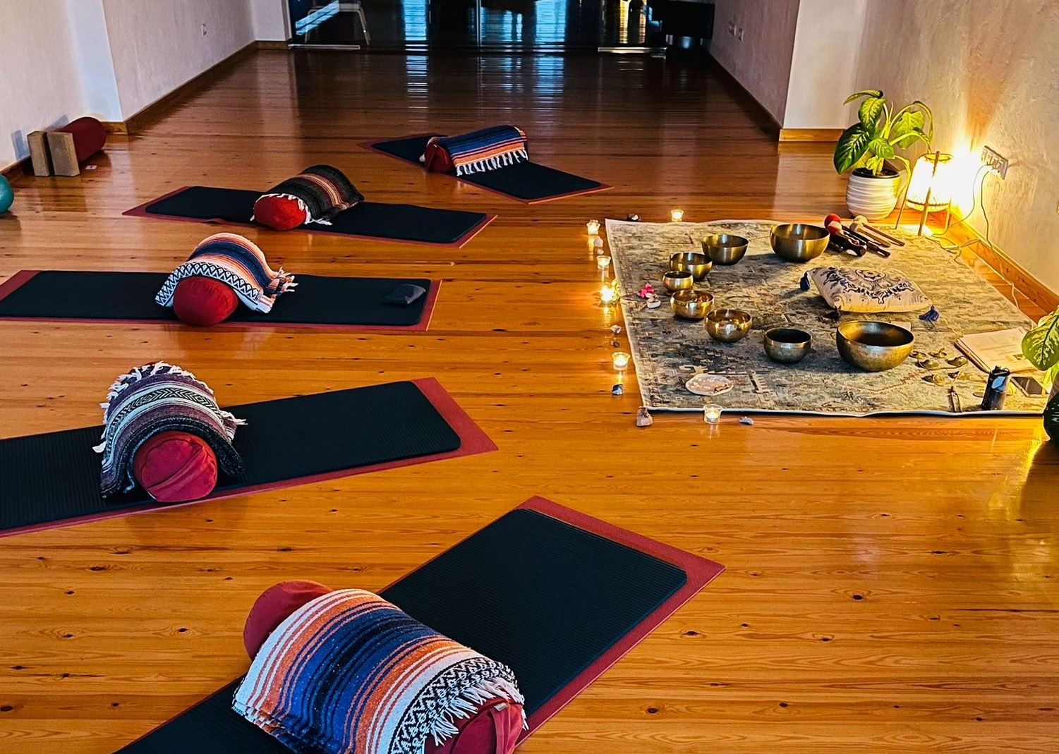 Sound- und Seelen-Auffrischungs-Yoga-Retreat