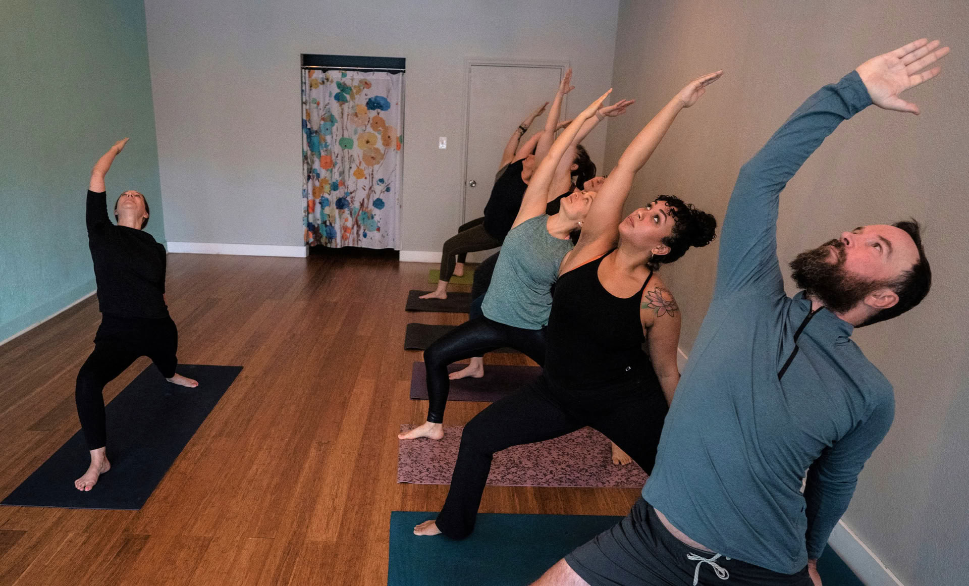 Donnerstags 18 Uhr Kraft-Vinyasa-Flow