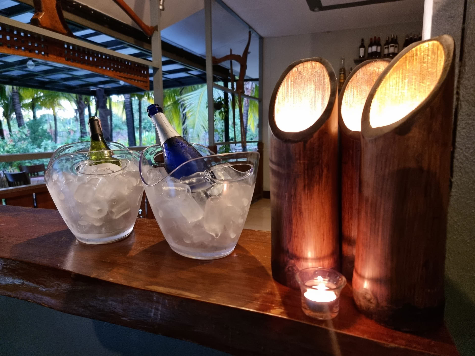 Ein Toast auf das Wohlbefinden – Yoga & Wein