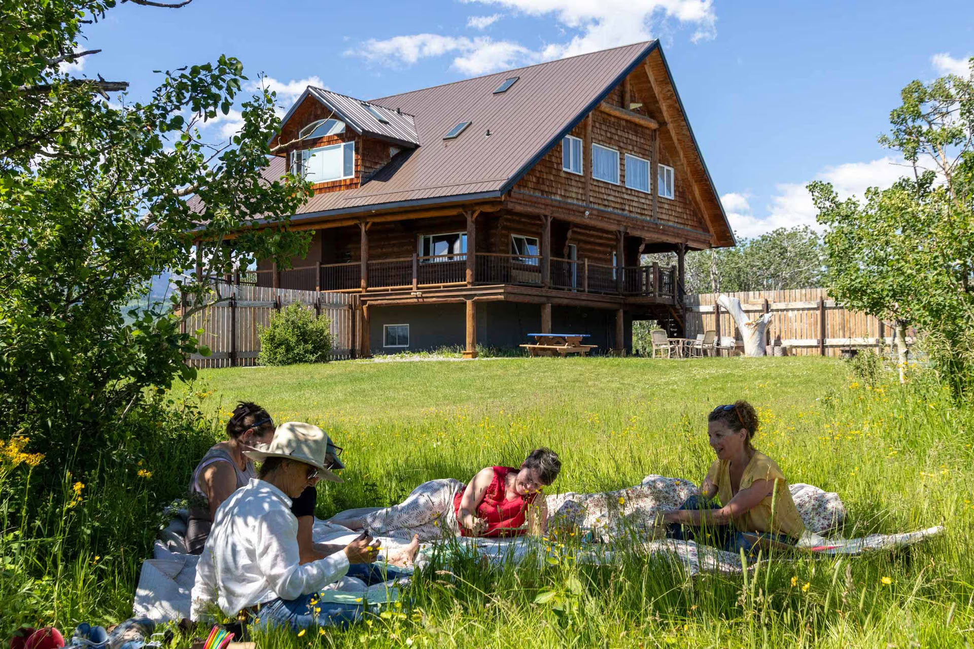 Private kleine geführte Fliegenfischer-Gruppen am Bach mit Eastslope Adventures
