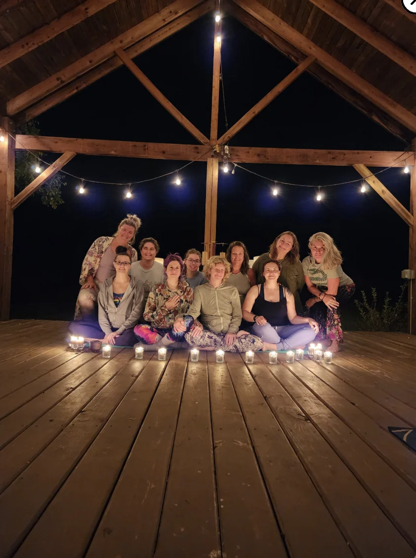 Alliom Herbst-Tagundnachtgleiche Yoga 2026