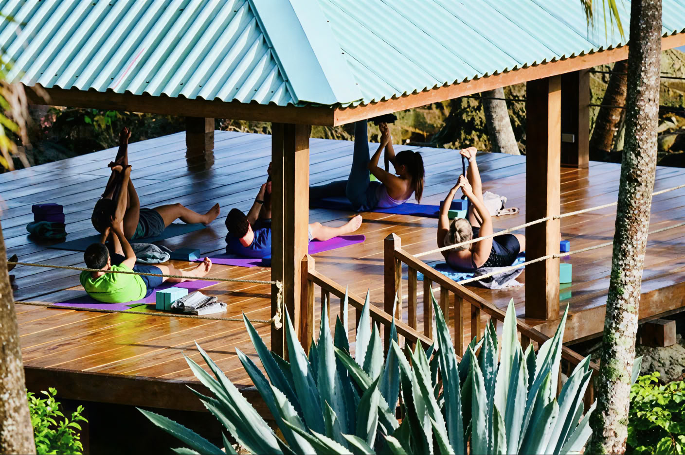 Transformierendes Yoga-Retreat am Meer mit Christopher Sims