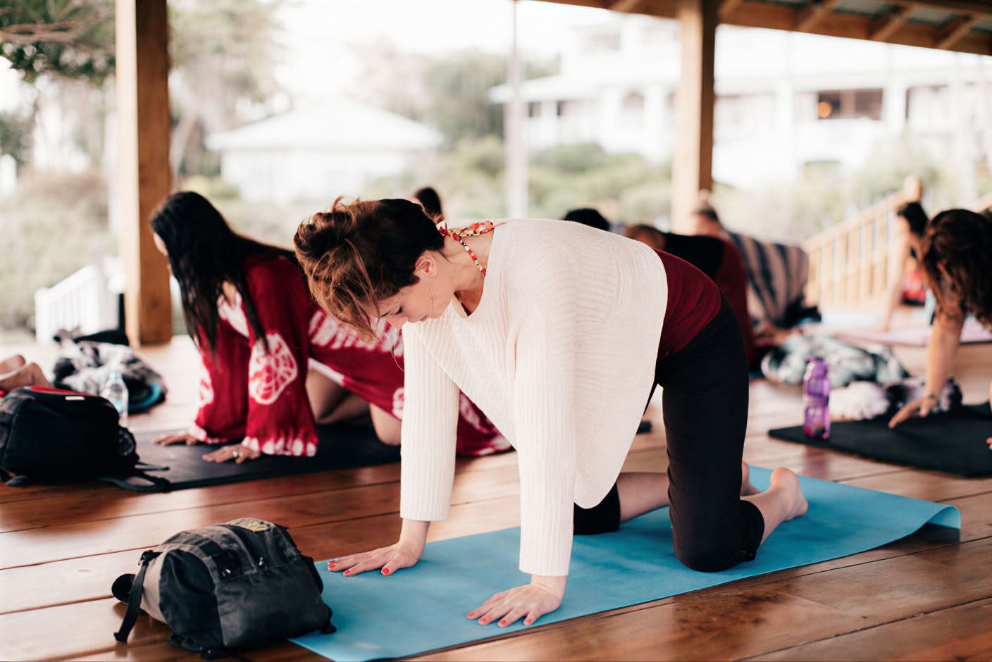 Transformierendes Yoga-Retreat am Meer mit Christopher Sims