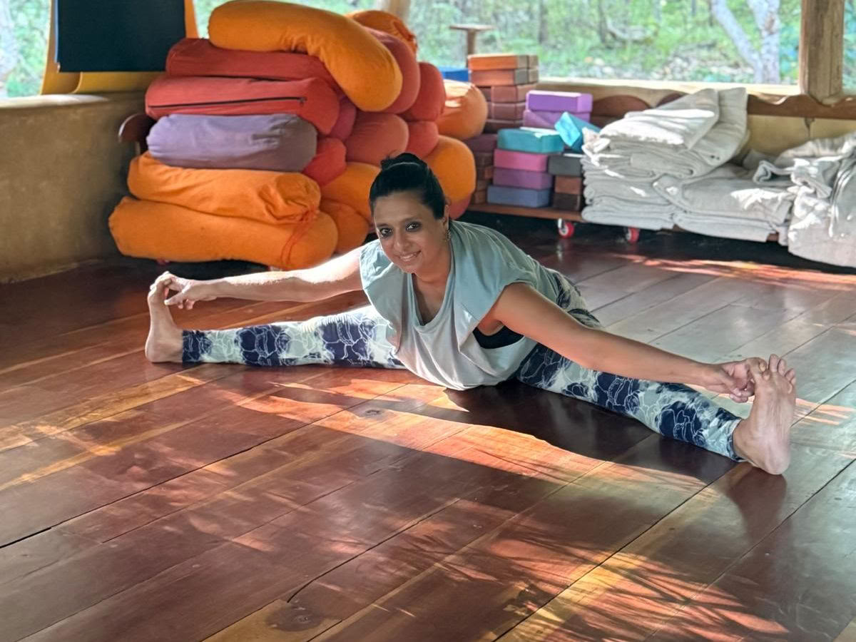 Samanta Duggal - Traditionelles Hatha-Yoga und Stressabbau