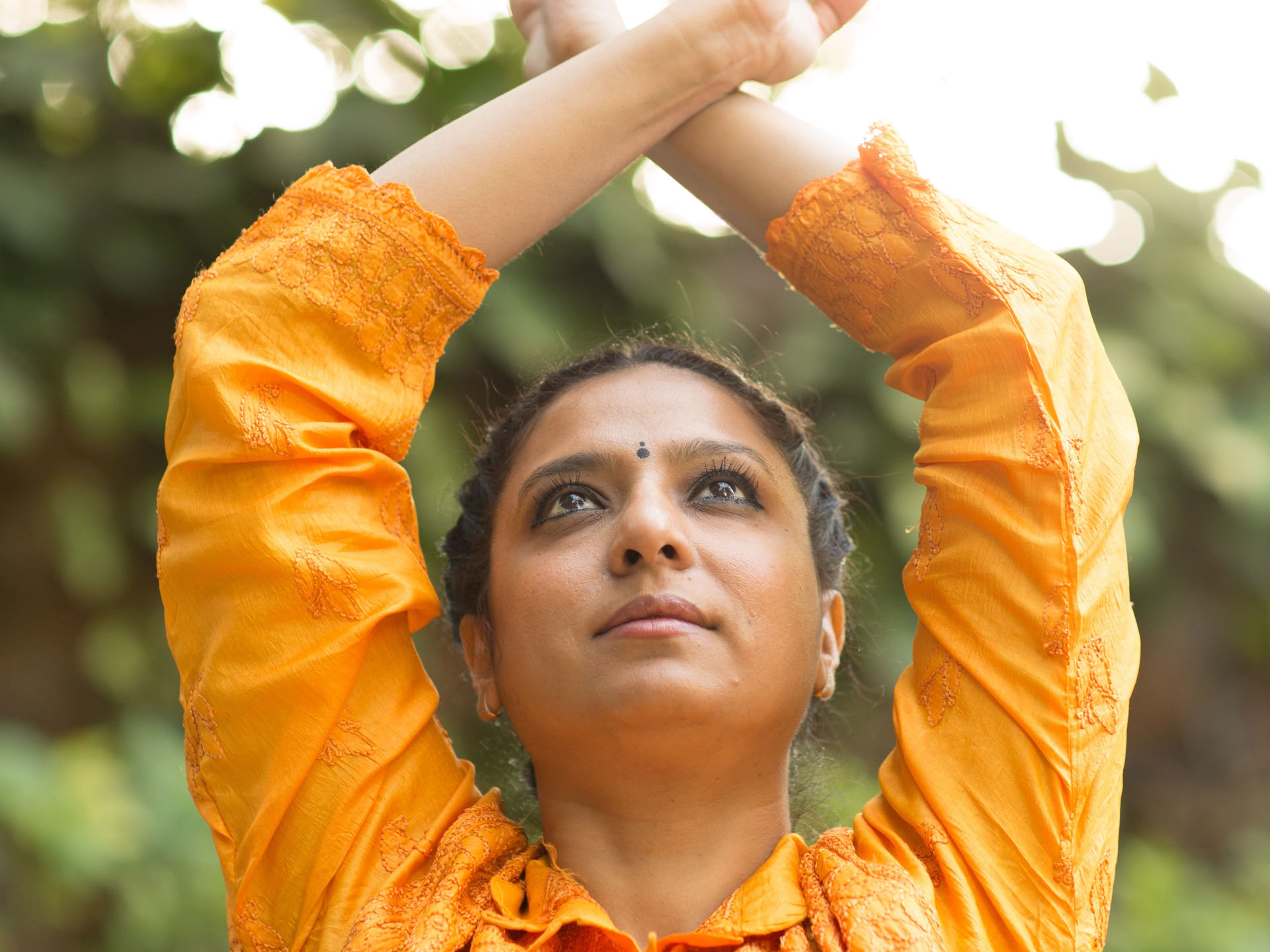 Samanta Duggal - Traditionelles Hatha-Yoga und Stressabbau