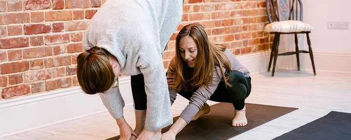 Yoga-Lehrerausbildungs-Retreat an der Küste von Norfolk – monatlicher Wochenendkurs
