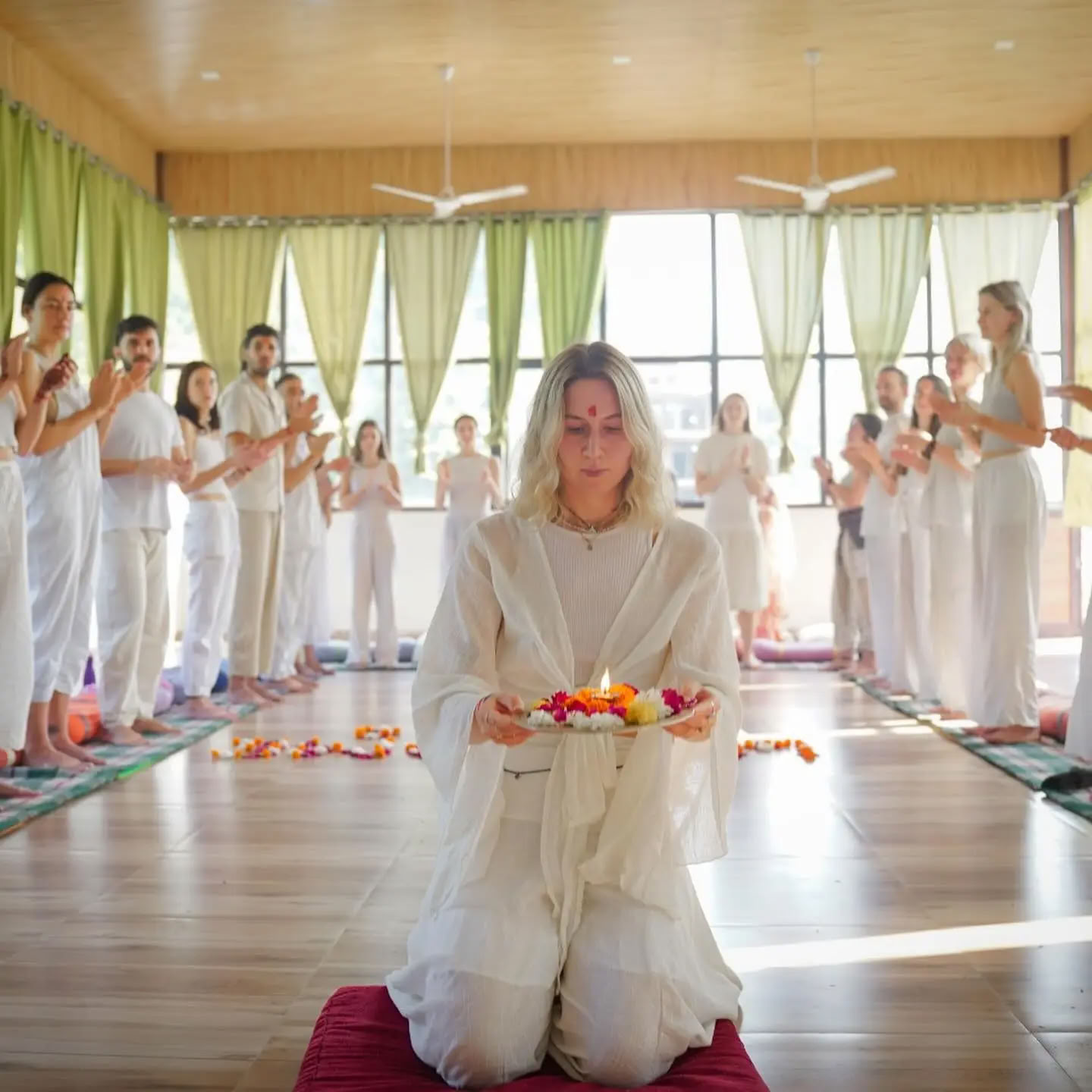 500-Stunden-Yoga-Lehrer-Ausbildungskurs in Rishikesh