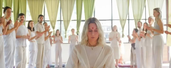 10 Tage Yoga Retreat in Rishikesh
