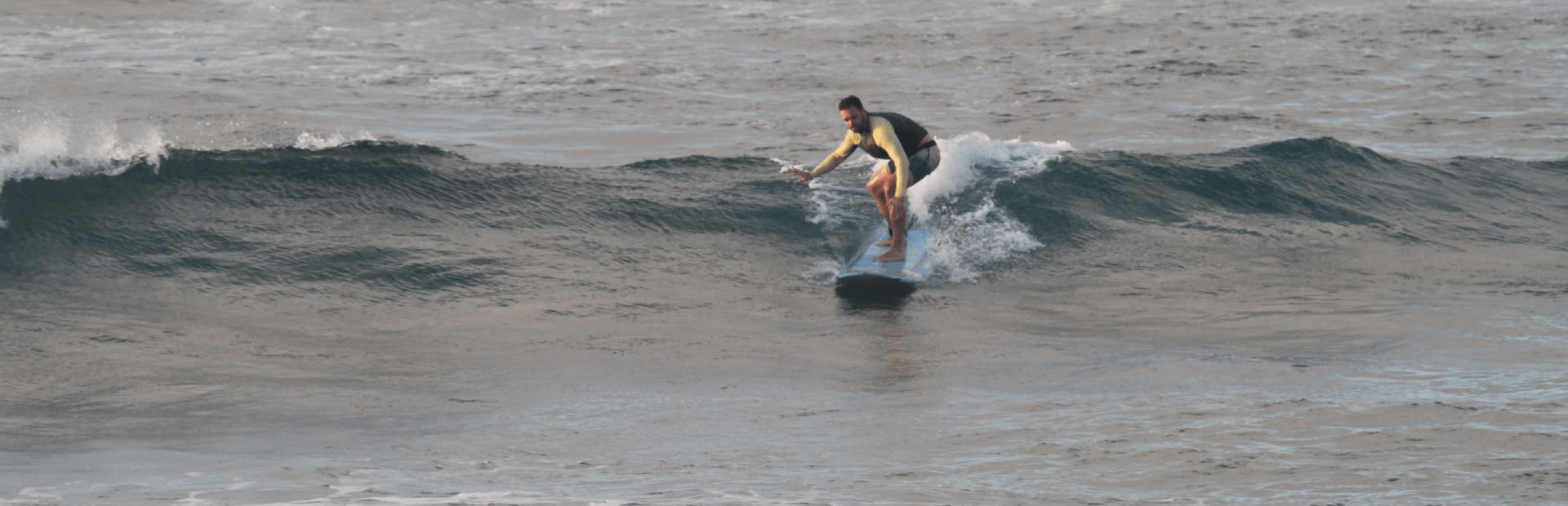 Standard Surf- und Yoga-Retreat