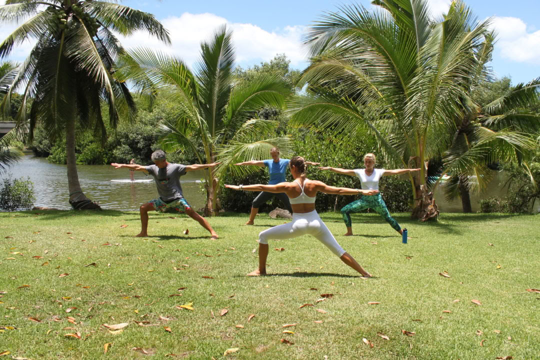 Kurzer Surf- & Yoga-Retreat