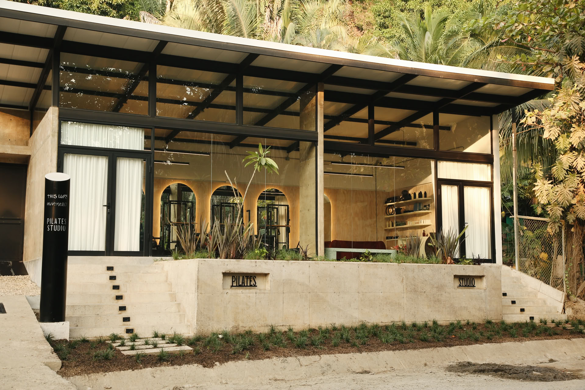 Pilates-Reformer-Retreat