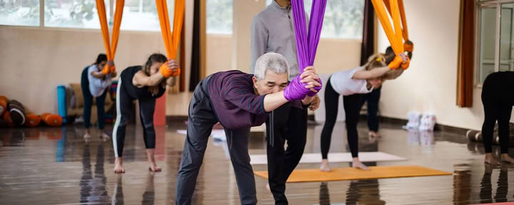Aerial-Yoga-Lehrerausbildung in Rishikesh, Indien
