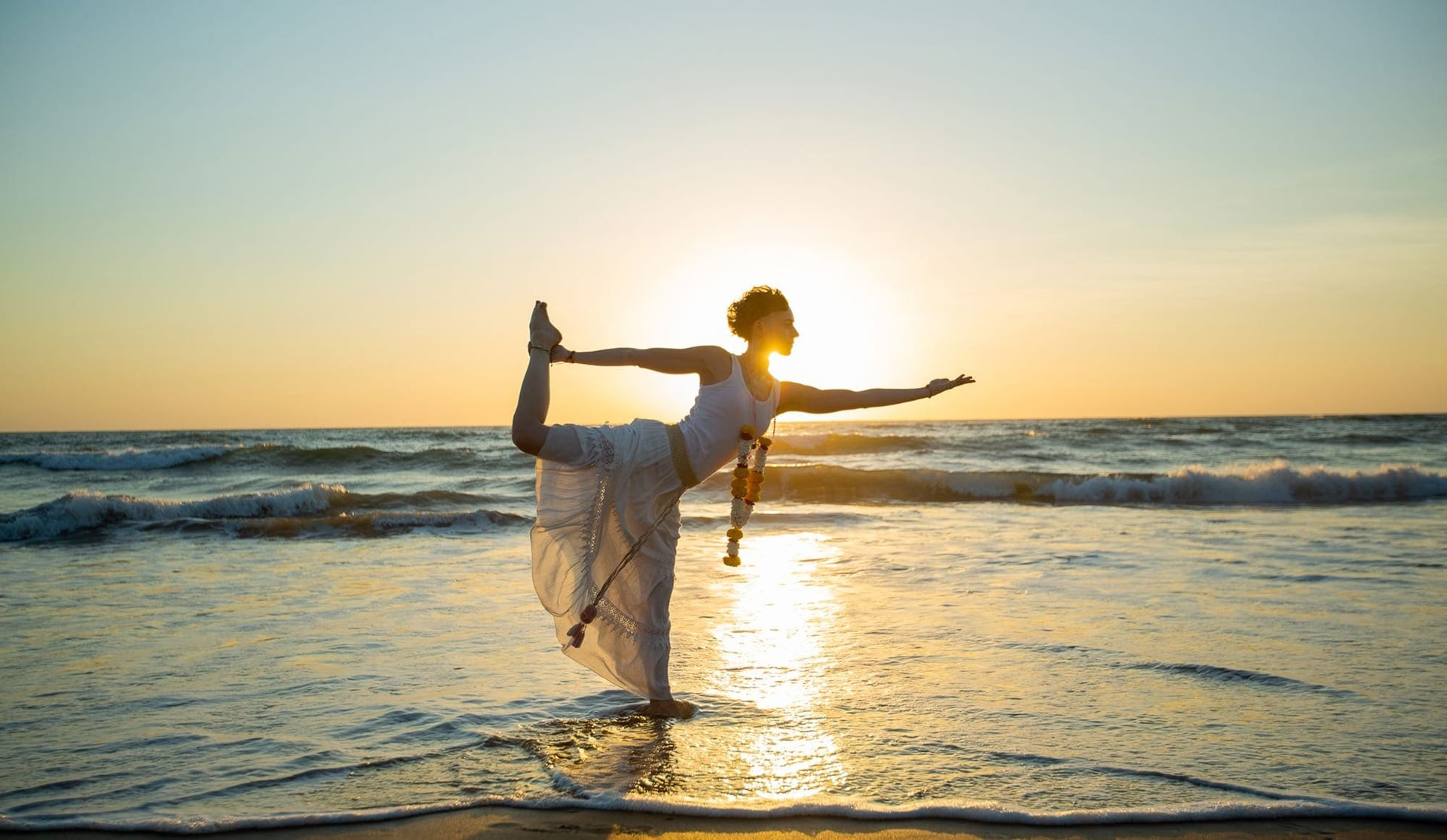 200-Stunden-Hatha-Vinyasa-Yoga-Lehrerausbildung – 3. bis 28. Jan.