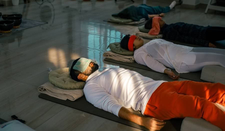 100-stündiger Sound-Healing-Lehrer*innen-Ausbildungskurs in Rishikesh