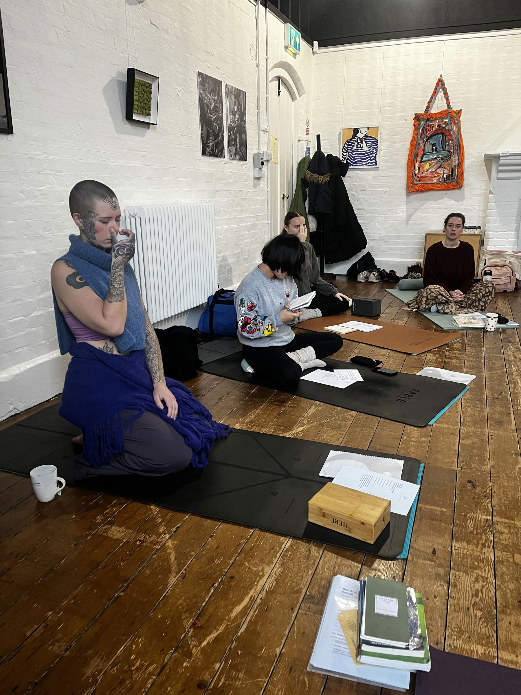 30-stündige Yin-Yoga-Lehrerausbildung