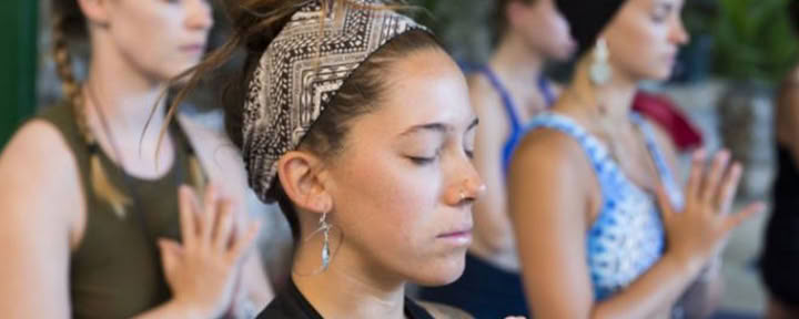 200-Stunden-Yogalehrerausbildung – Kenia