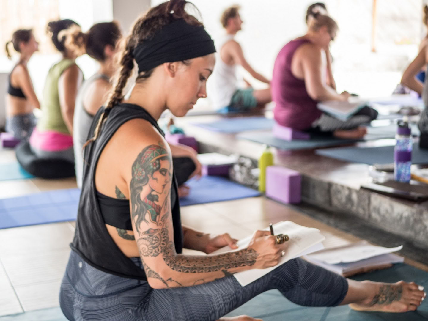 200-Stunden Hatha-Vinyasa-Yoga-Lehrer*innenausbildung – 26. März – 9. Apr. 2027