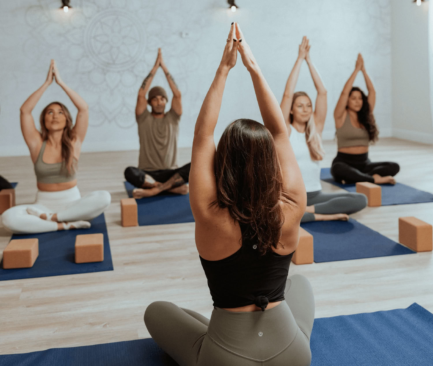 Mission Yoga 200-Stunden Teacher-Training-Programm