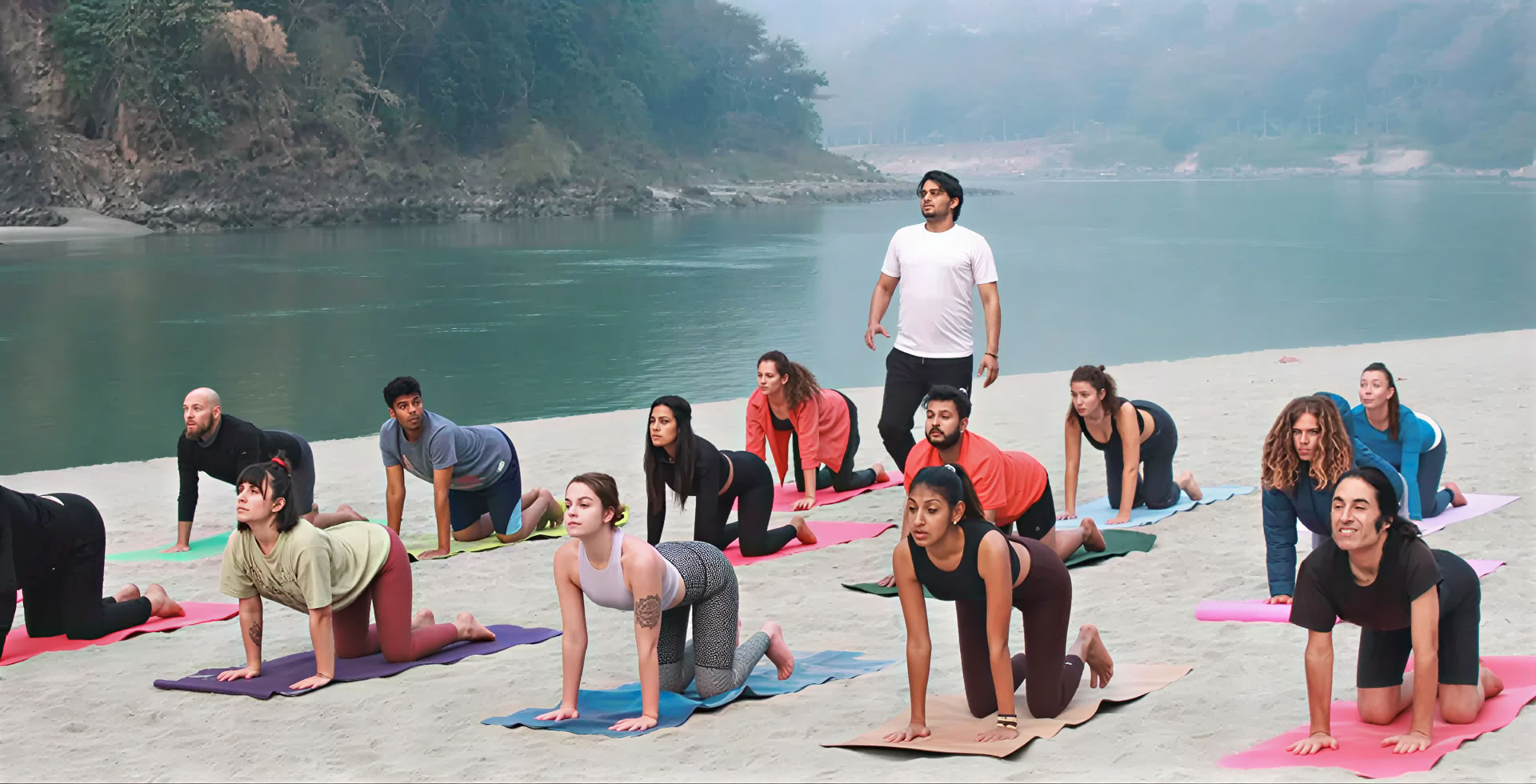 200-Stunden traditionelle Yogalehrerausbildung