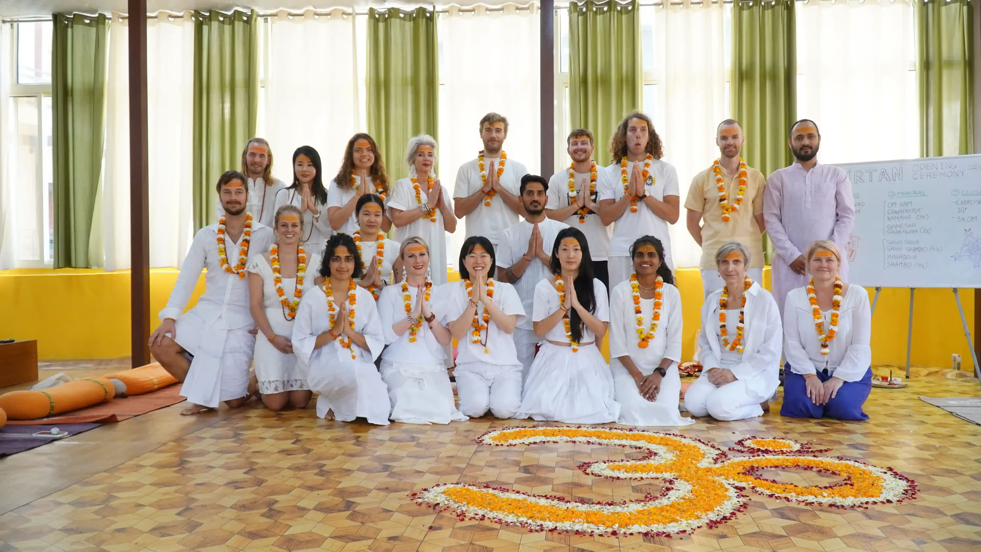 200-Stunden traditionelle Yogalehrerausbildung
