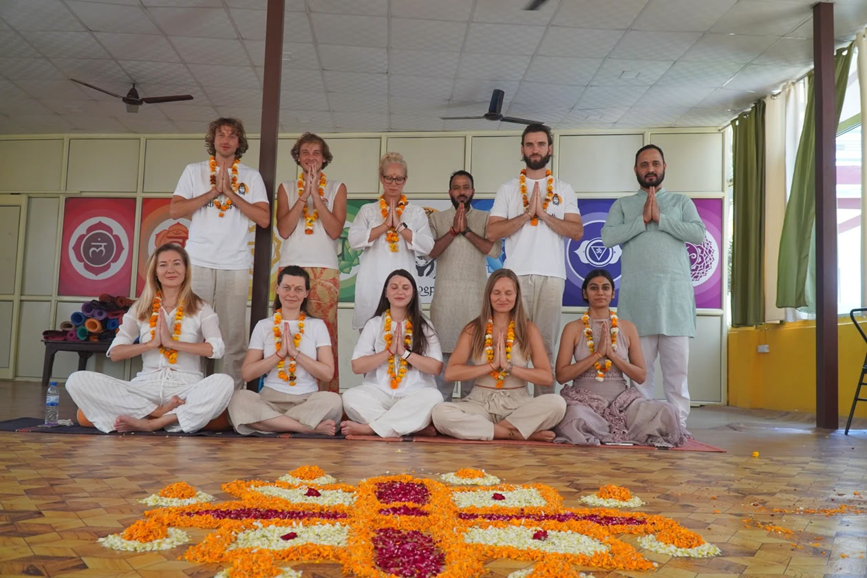 300 Stunden Kundalini-Yoga-Lehrerausbildung in Rishikesh