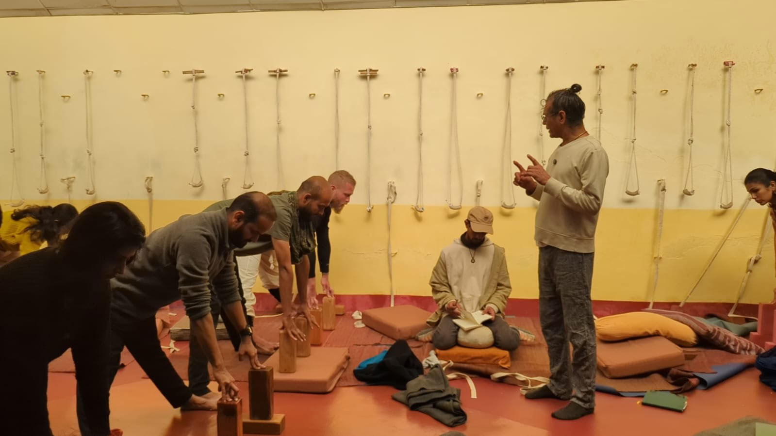 160-stündiger intensiver Yogakurs Dharamshala