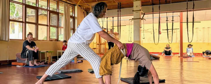 160-stündiger intensiver Yogakurs Dharamshala