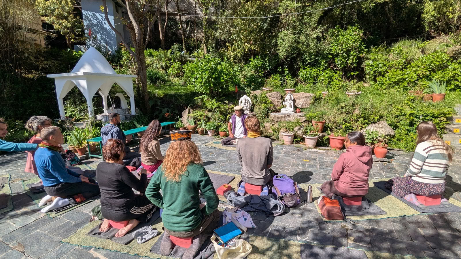 320-Stunden-Yogalehrer-Ausbildung Dharamshala