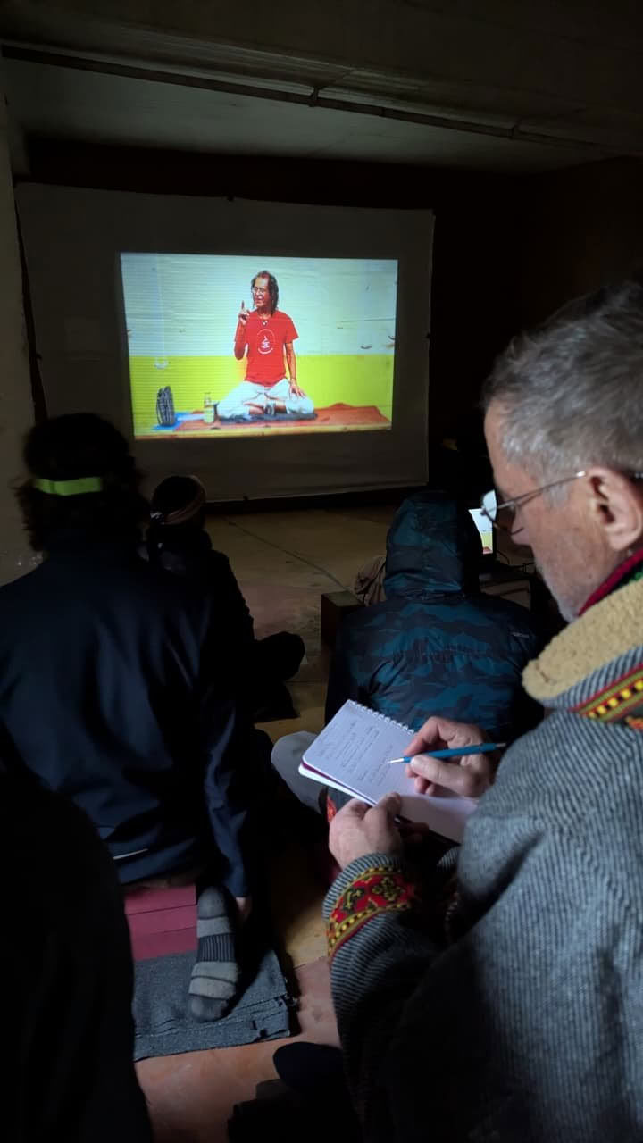 320-Stunden-Yogalehrer-Ausbildung Dharamshala