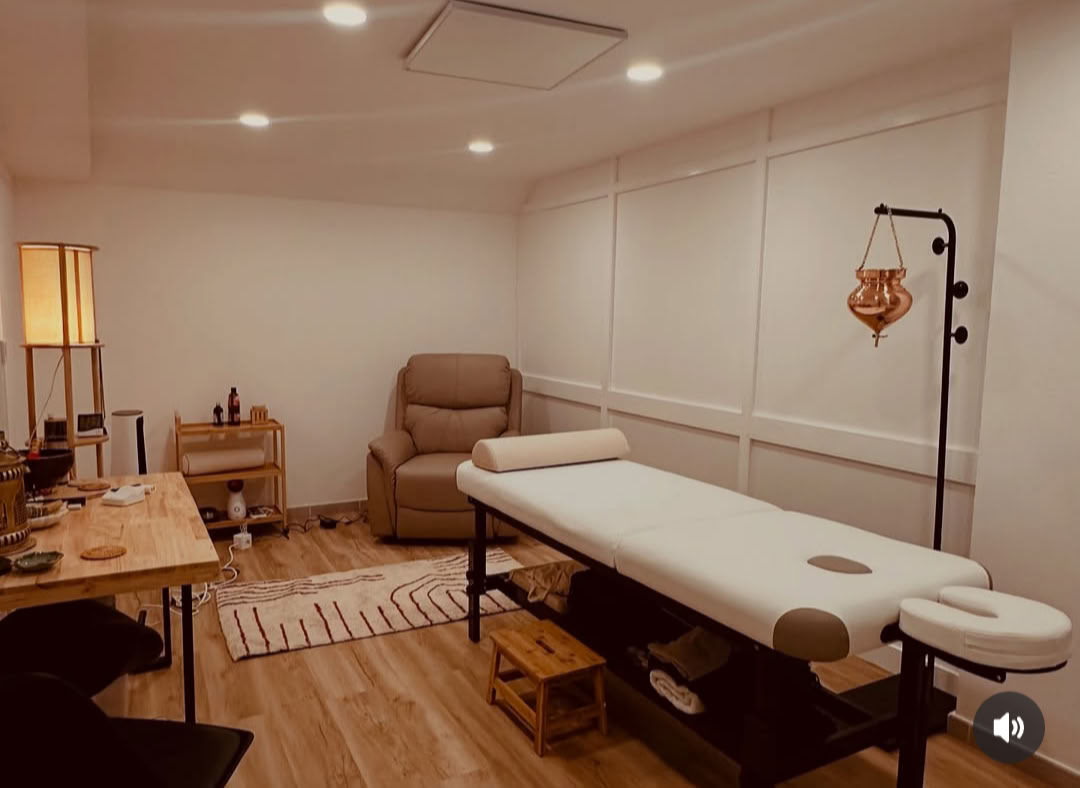 Annapurna Holistic