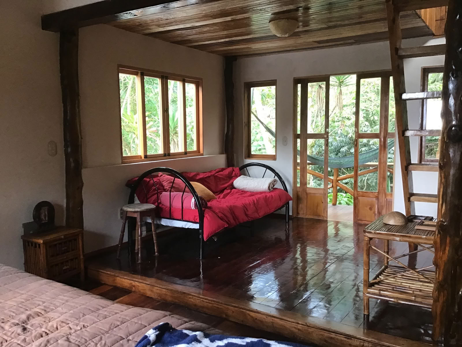 Casa Mariposa Natur Lodge