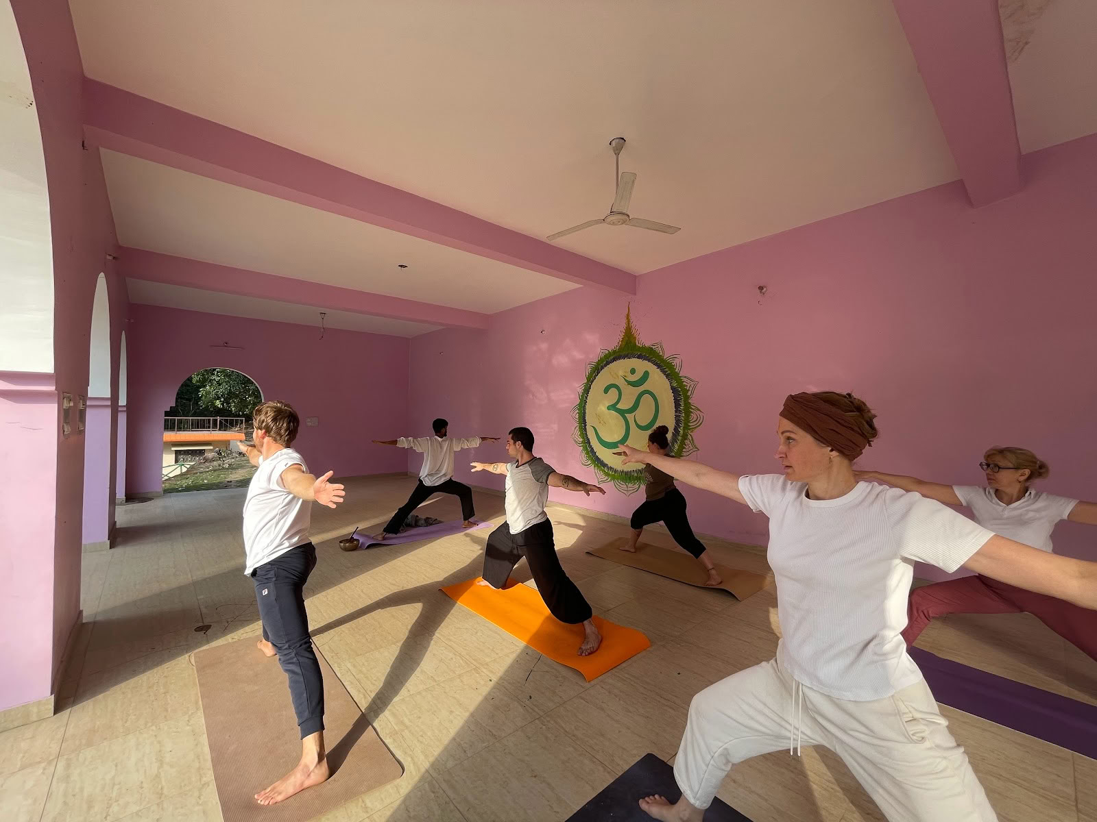 Abhyasa Yogmath | Traditionelles Yoga- & Meditations-Ashram in Rishikesh, Indien