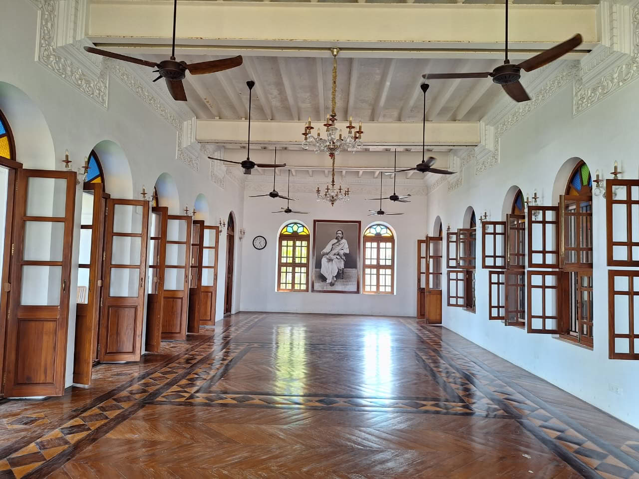 UDITAM - Institut für integrale Heilung - Integrales Yoga, Matriniketan Sri Aurobindo Society