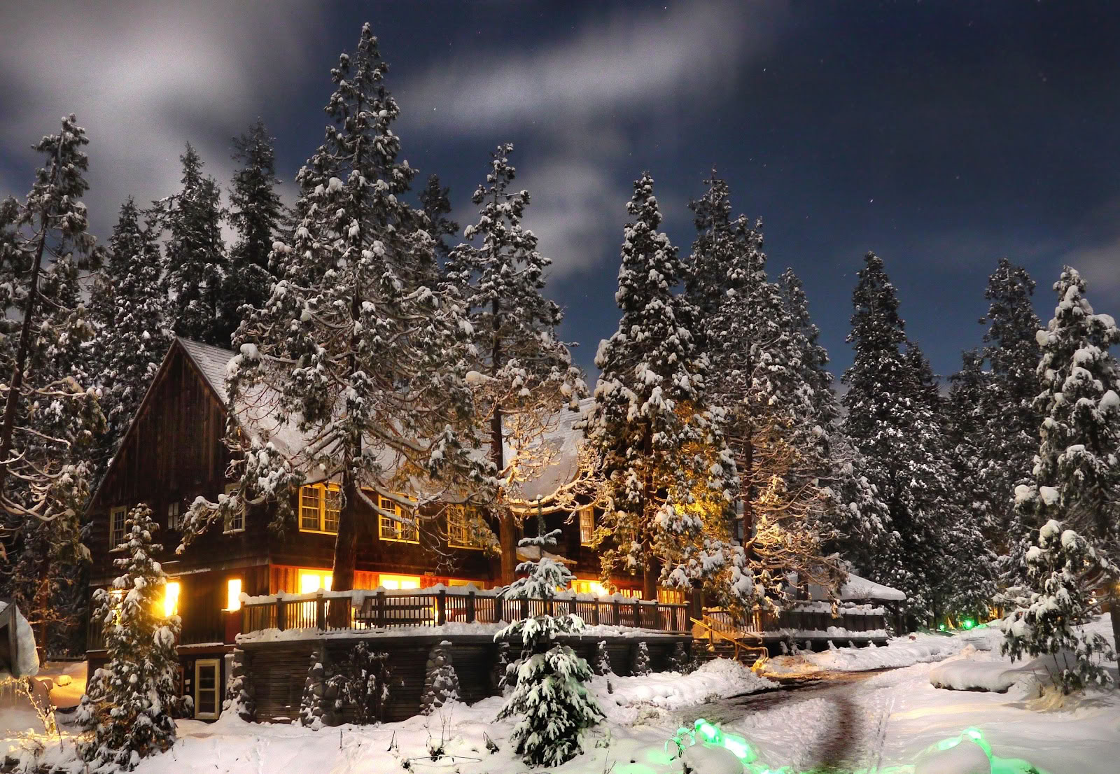 Breitenbush Hot Springs Retreat und Konferenzzentrum