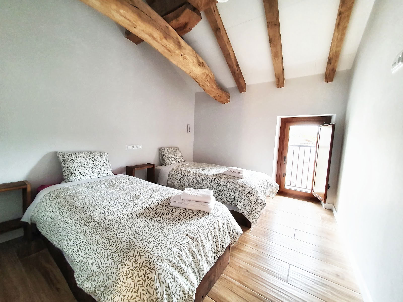 Yoga- und Meditations-Retreatzentrum Pirineo · Casa Marterena