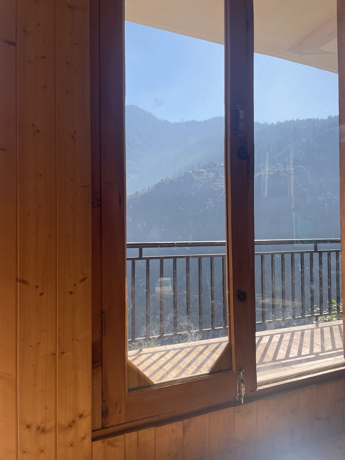 The Void Tirthan - Workation in den Bergen, Homestay, Coliving, Co-Working & Café