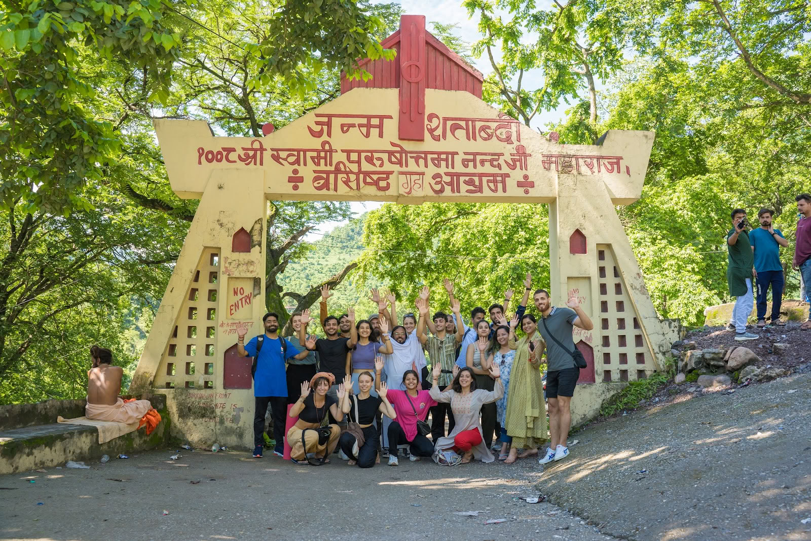 Samadhi Yoga Ashram - Die beste Yogaschule in Rishikesh, Indien