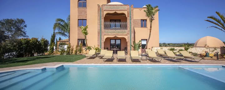 Al Karob - Yoga-Boutique-Villa