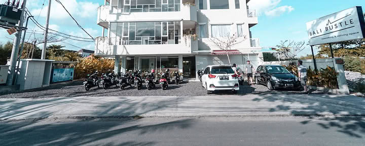Bali Bustle Coworking- und Coliving-Space Bali