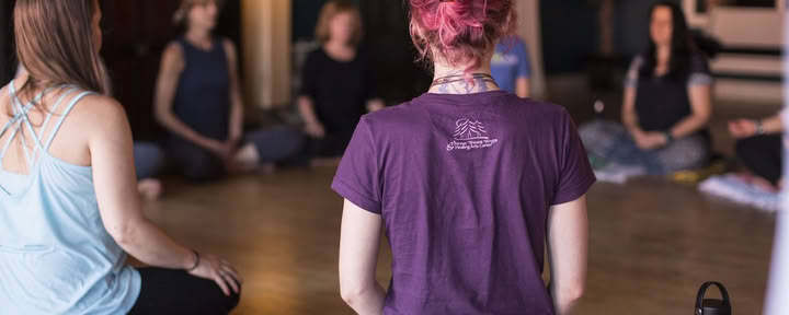 Drei Bäume Yoga