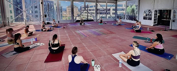 Denver – Yoga Social