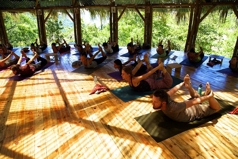 Liebe, Entwicklung und Erwachen im Mahadevi Ashram