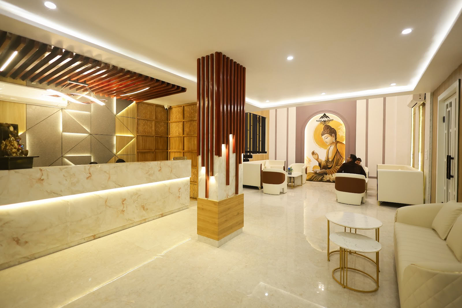 Roots & Peaks - Luxus-Yoga-Retreat & Boutique-Hotel in Rishikesh