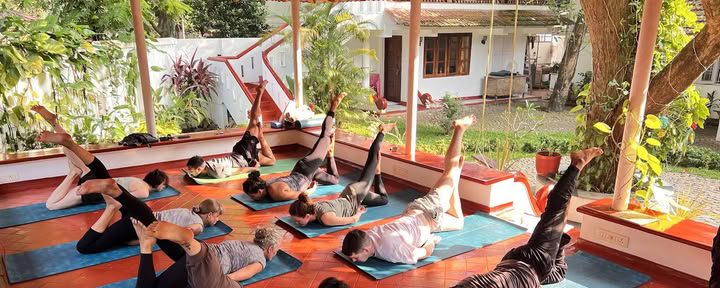 Santhi Schule für Yoga- und Vedanta-Studien