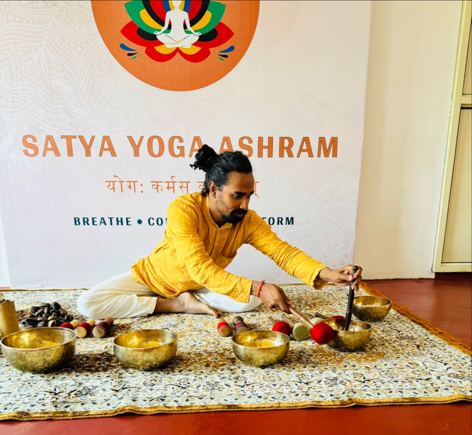 Satya Yoga Ashram | Französische Yogaschule, Rishikesh, Indien