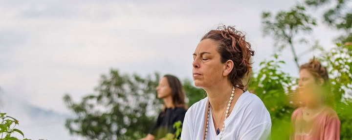 Satya Yoga Ashram | Französische Yogaschule, Rishikesh, Indien
